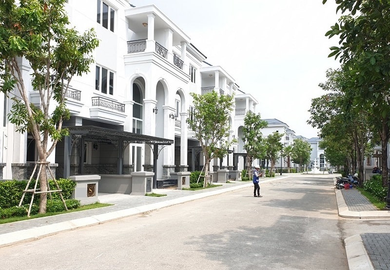 Bán Biệt Thự Tân Cổ Điển Thuộc Compound Sol Villas. 6x22m, Giá 12.5 Tỷ