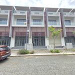 Nhà mặt tiền 4 tầng