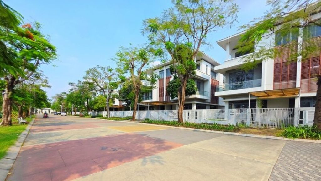 Compound biệt thự Phố Đông Village Q.2 sổ hồng, giỏ hàng giá tốt nhất bán độc quyền tại Phố Đông Villas, chuyên BĐS khu Đông Tp HCM..